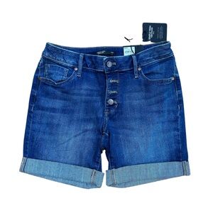Vera Wang mid-rise jean shorts